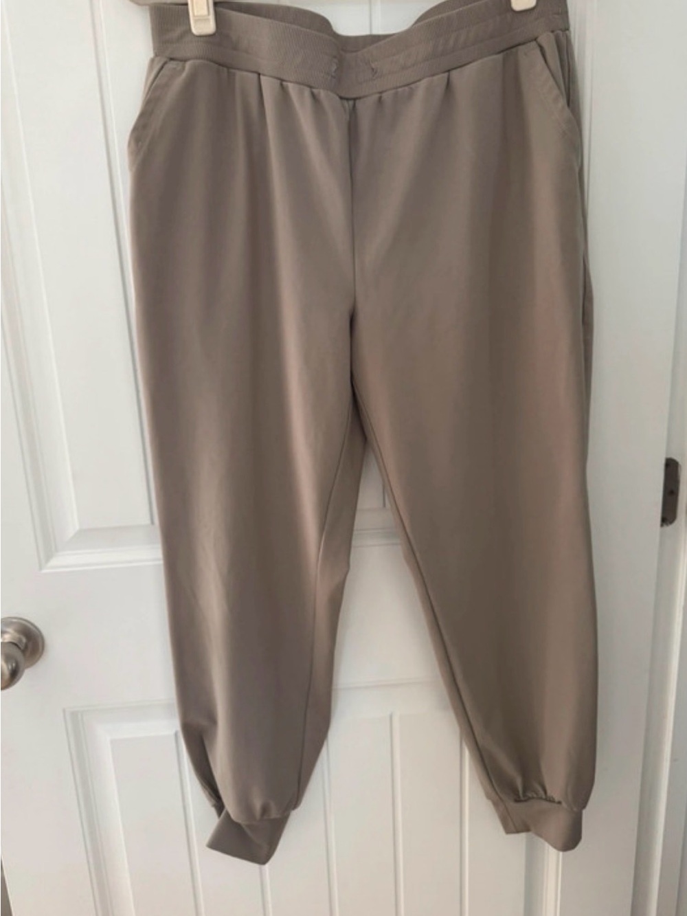 Zac & Rachel Neutral Taupe Top - Picture 1 of 3